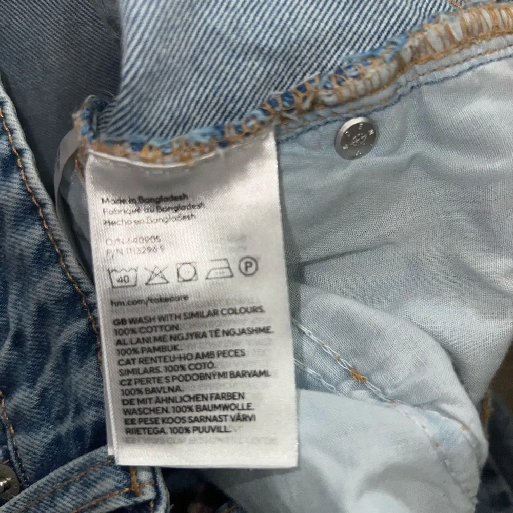 H&M 90’s baggy
